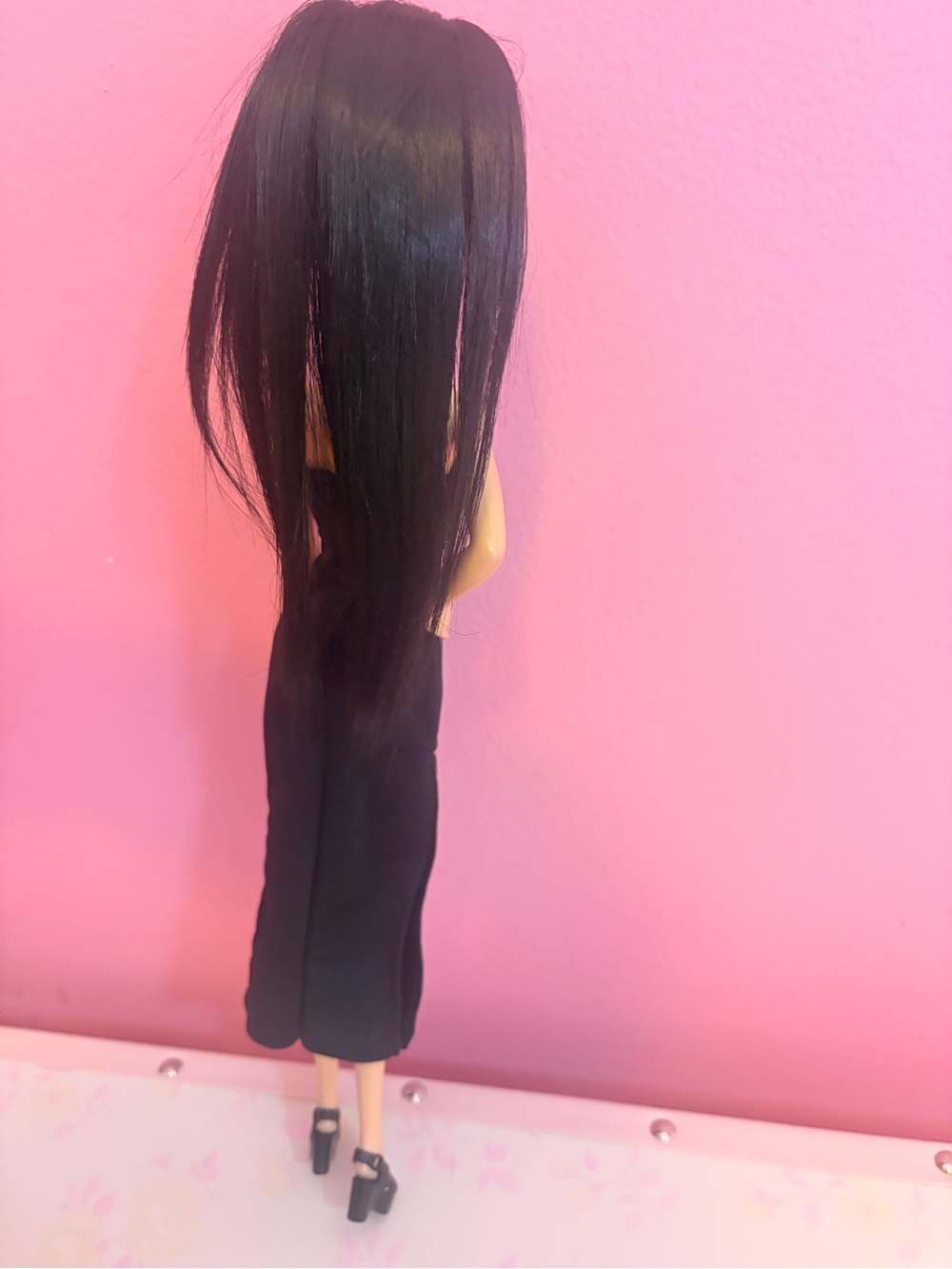 Barbie Basics Model 05 2009 Mattel R9920 REROOTED - Picture 4 of 5